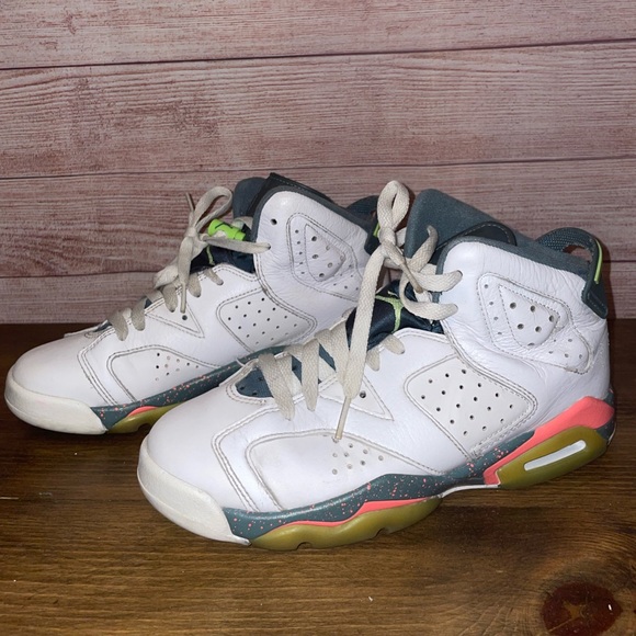 2016 Air Jordan 6 GS Bright Mango size 5.5Y youth 384665-114 sneaker shoes - Picture 2 of 15